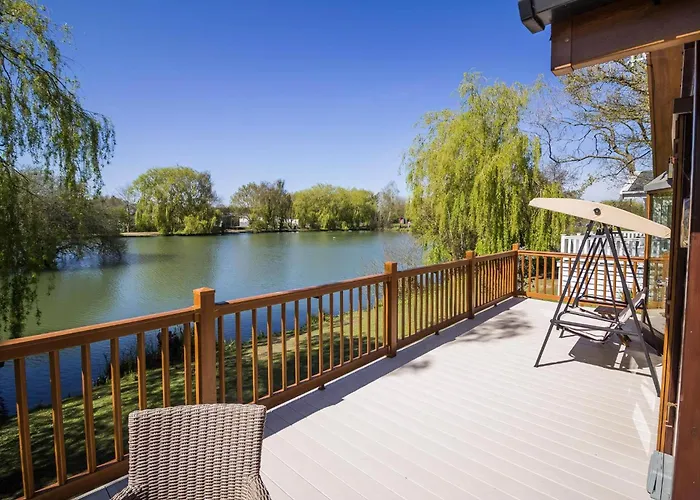 Stunning Lodge With Free Wifi For Hire At Carlton Meres In Suffolk Ref 60013M