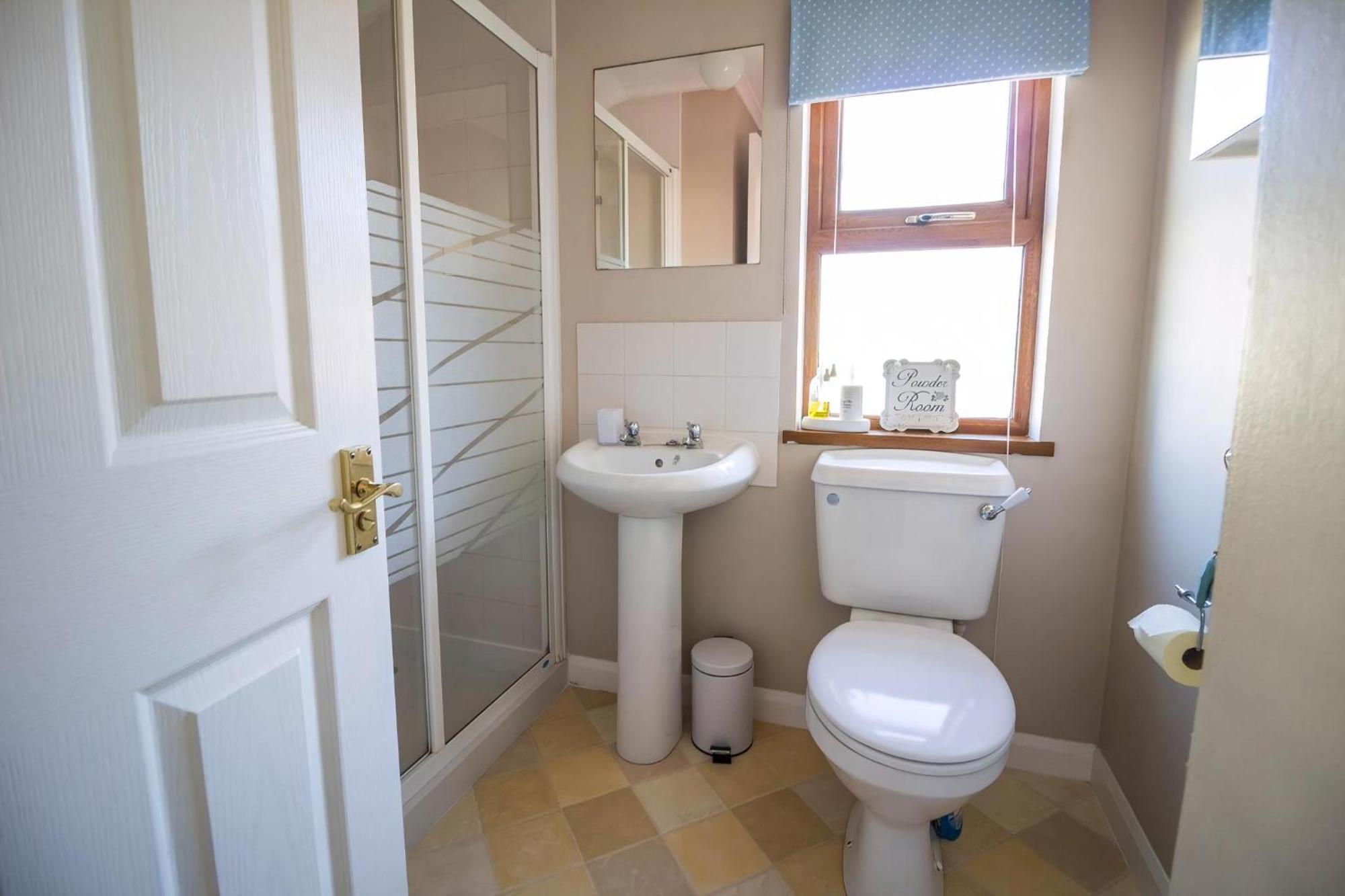 Lodge Stunning With Free Wifi For Hire At Carlton Meres In Suffolk Ref 60013m *